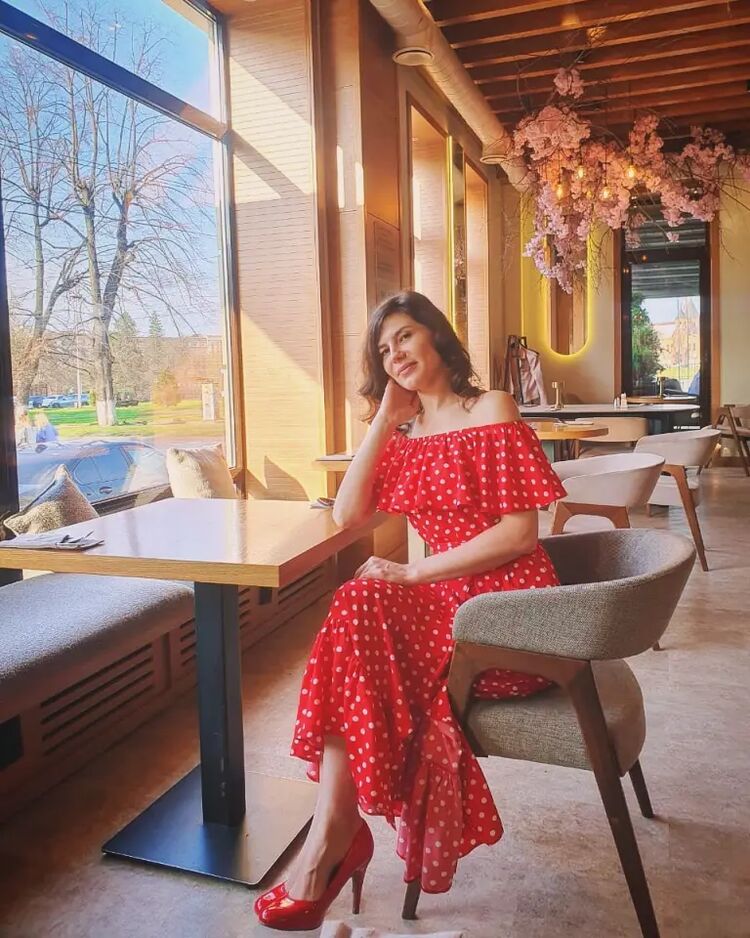  54697921  Yaroslava, 34 ,    