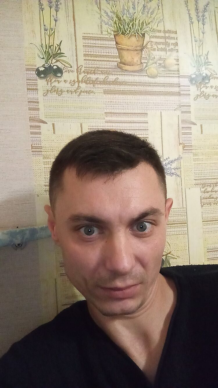  54532501  Sergey, 32 ,    