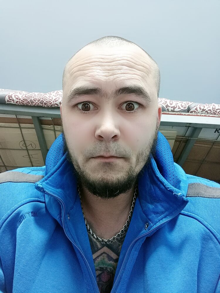  42943161  , 37 ,    