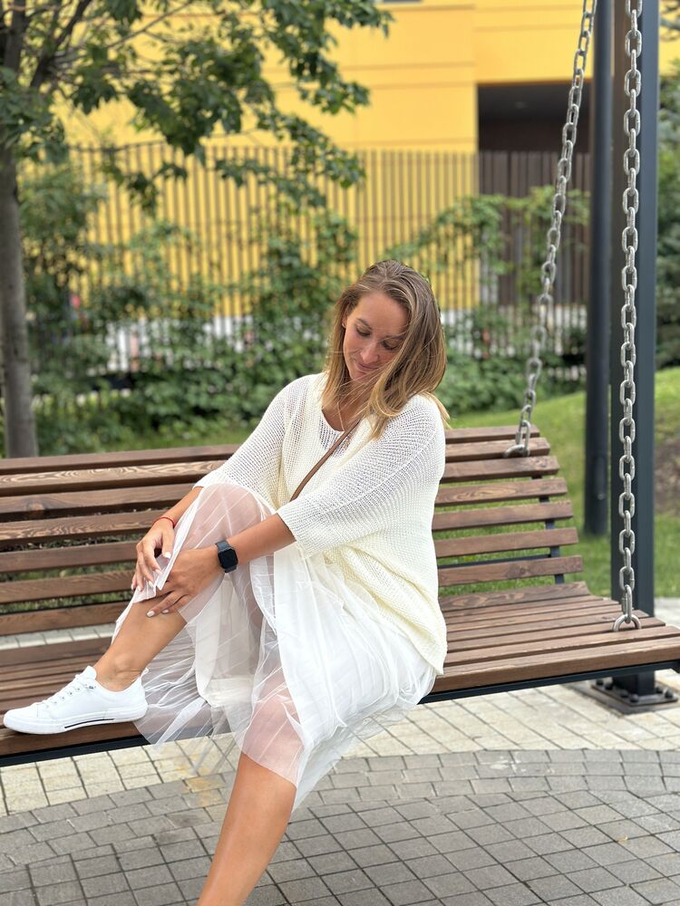  ,   Anastasia, 37 ,   ,   , c 