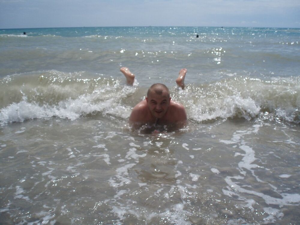  ,   Stas, 40 ,   