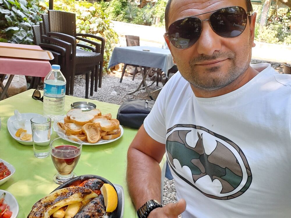  ,   Ruslan, 35 ,   ,   , c 