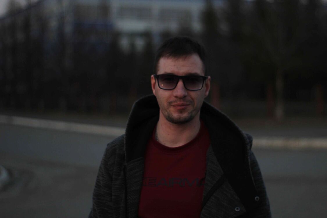  31558861  Stanislav, 34 ,    