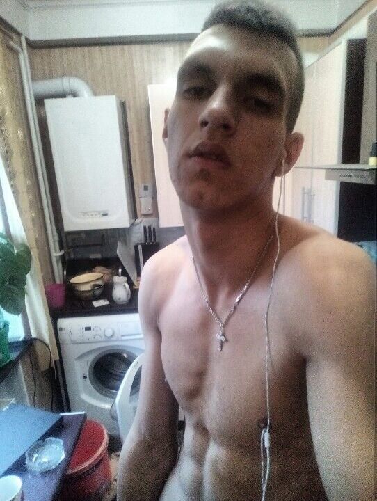  ,   Aleksandr, 28 ,     , c 