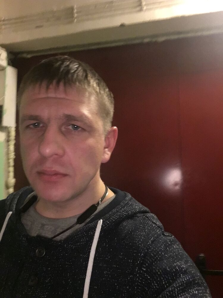  46702081  , 35 ,    