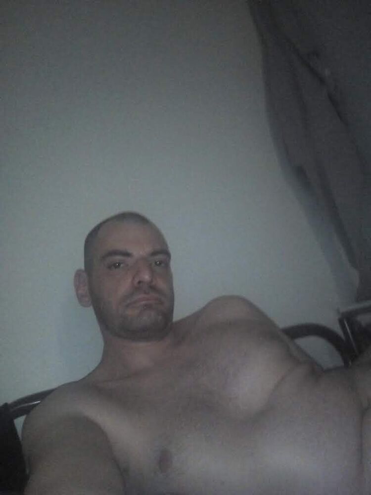  ,   Klaus, 39 ,   ,   , c 