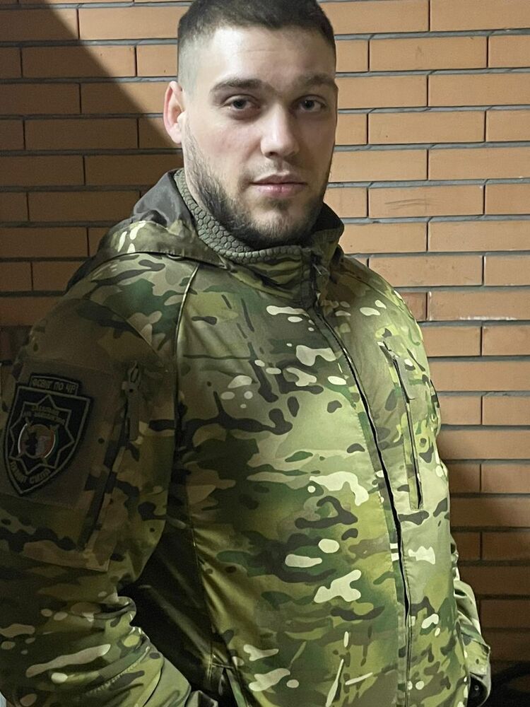  ,   Arsen, 26 ,   ,   