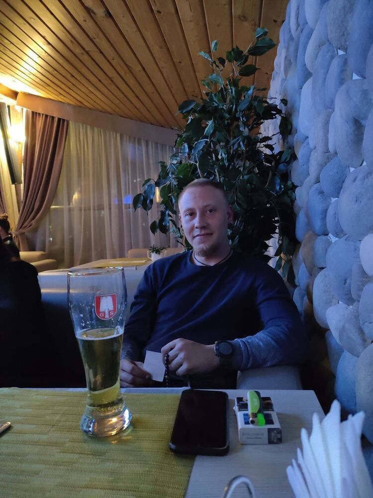 ,   White, 30 ,   ,   
