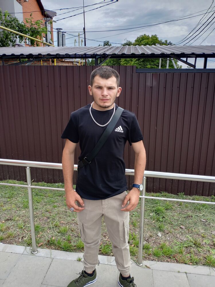  44188361  Alexey, 22 ,    