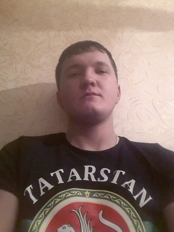  13182391  Tatarin, 38 ,    