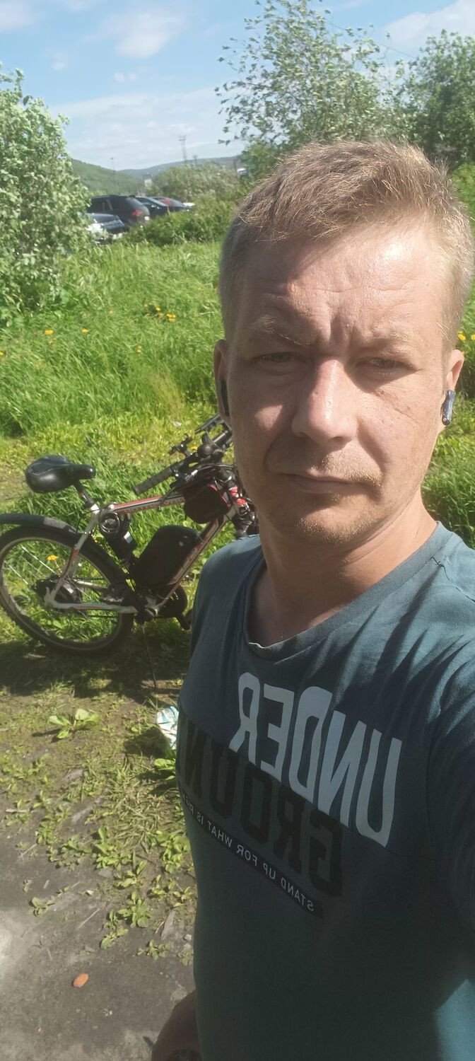  44620521  , 39 ,    
