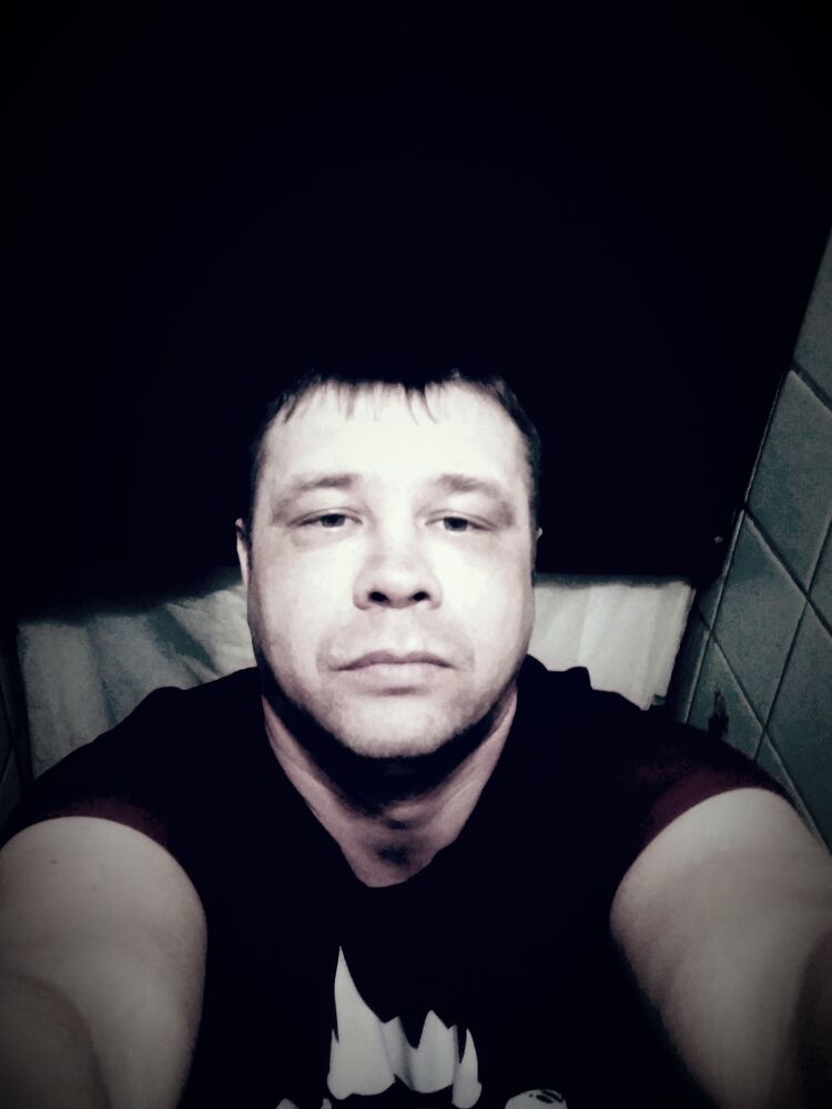  ,   Radik, 40 ,   ,   
