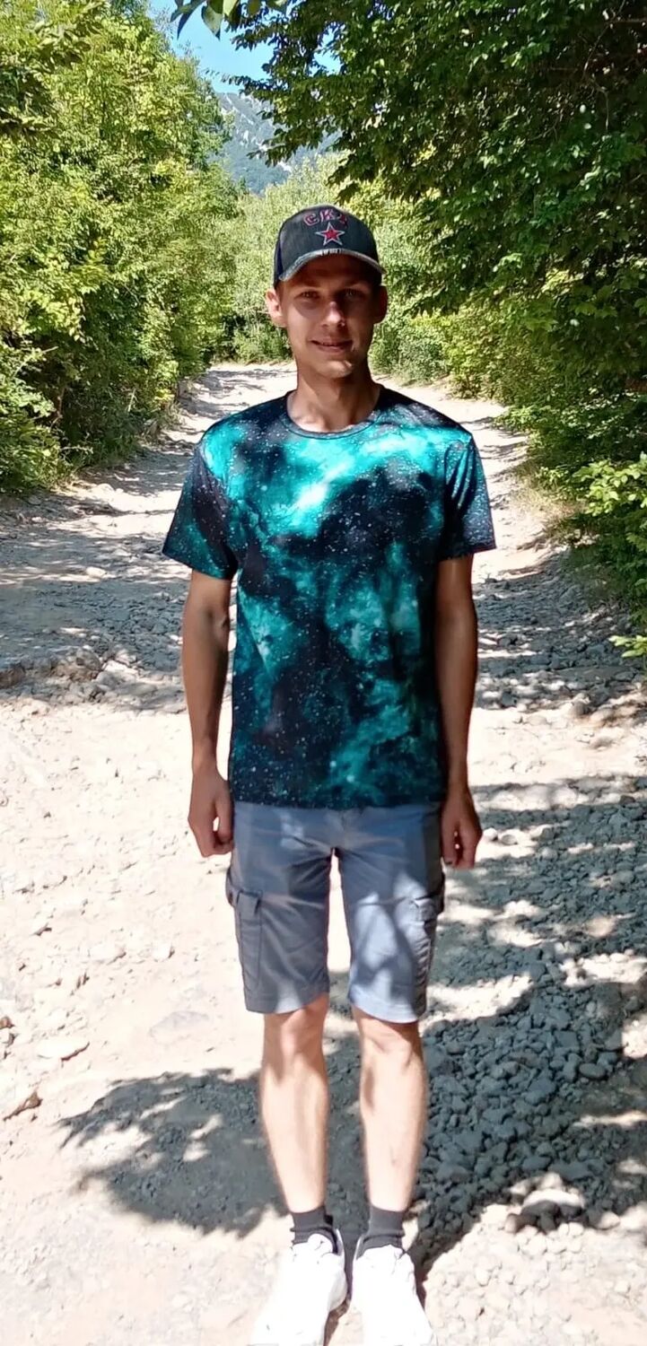  40735011  , 26 ,    