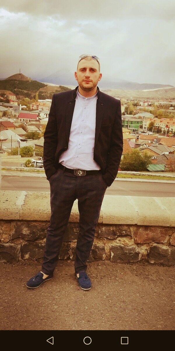  ,   Martin, 33 ,   ,   , c 