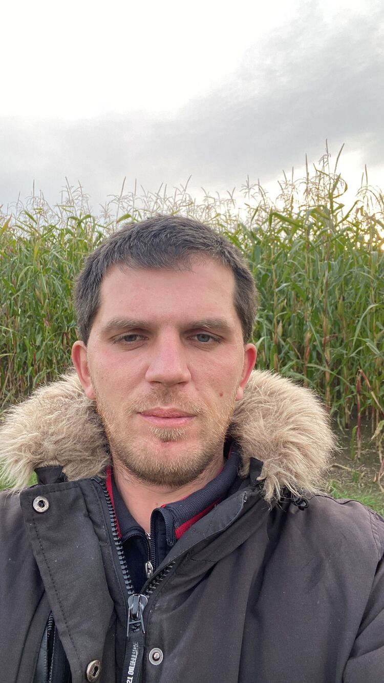  46729541  Andrej, 33 ,    Schwenningen