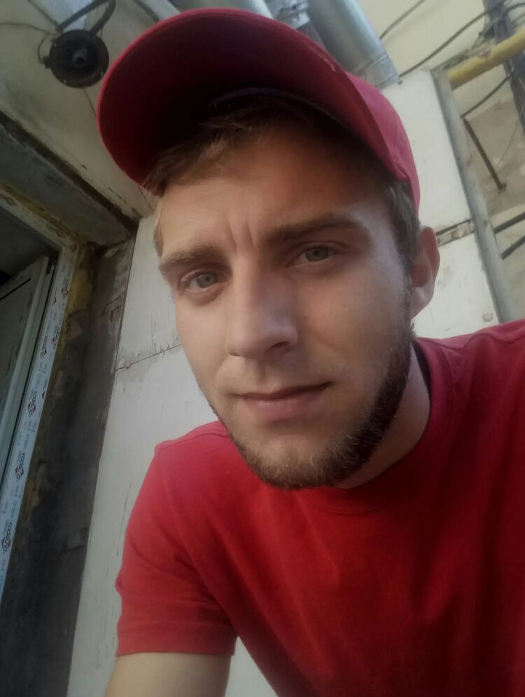 44086961  , 33 ,    