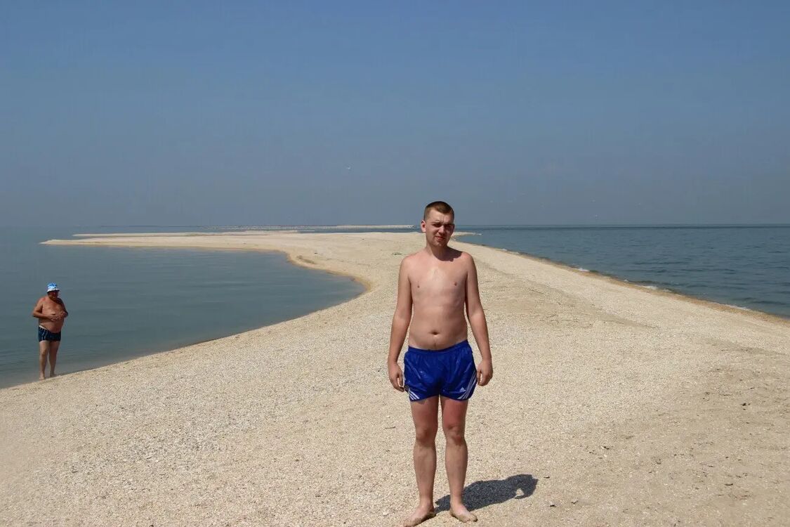  ,   Vitaly, 33 ,   ,   