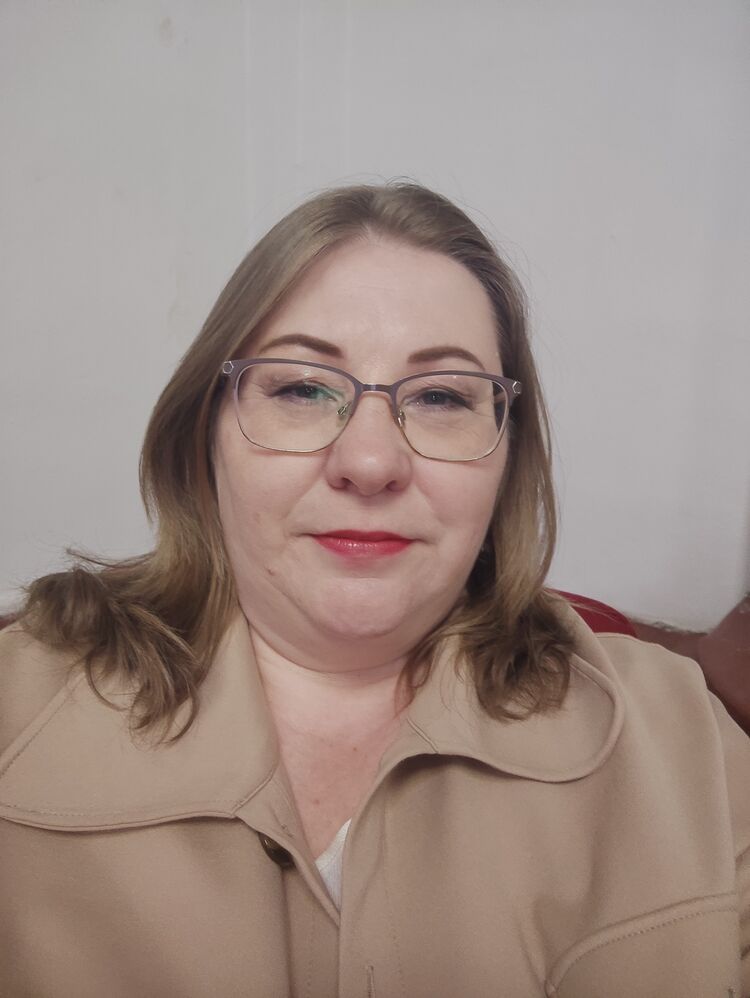  52333051  , 47 ,    --