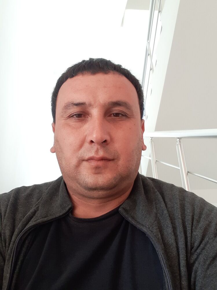  21364051  Eziz, 41 ,    