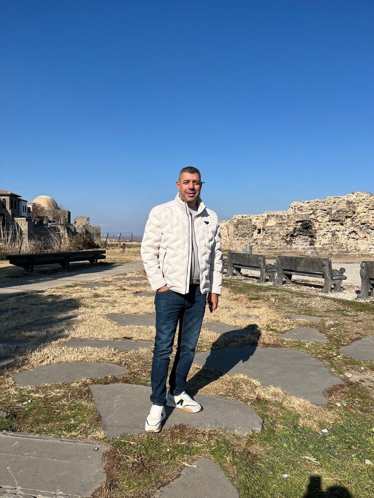  ,   Remzi, 43 ,   ,   