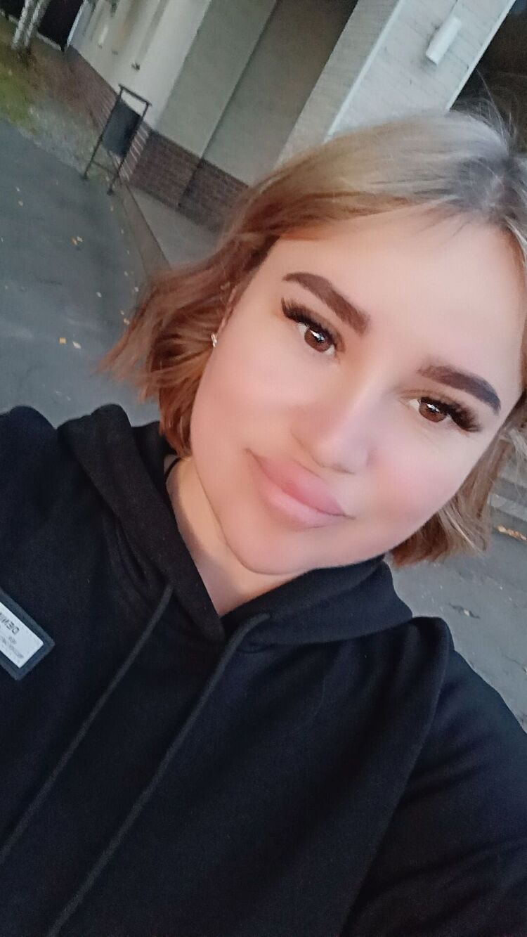  53787601  , 28 ,    