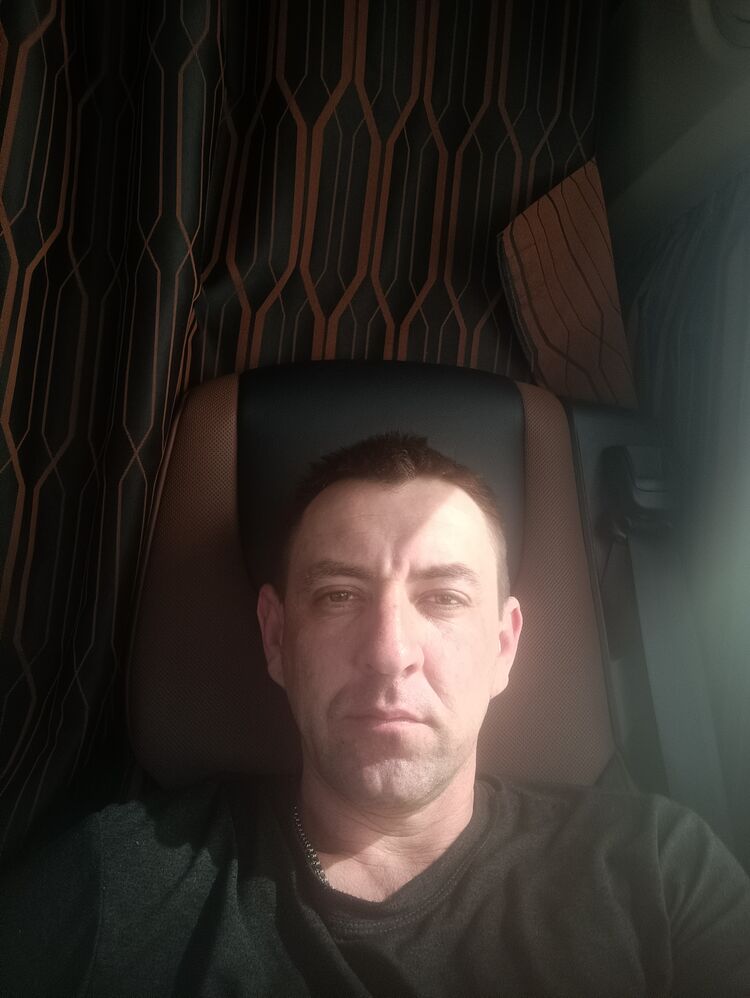  46573001  , 34 ,    