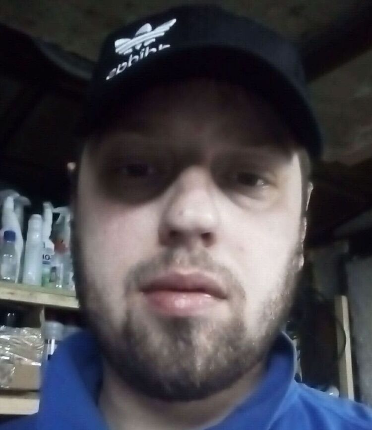  53591921  Pavel, 36 ,    