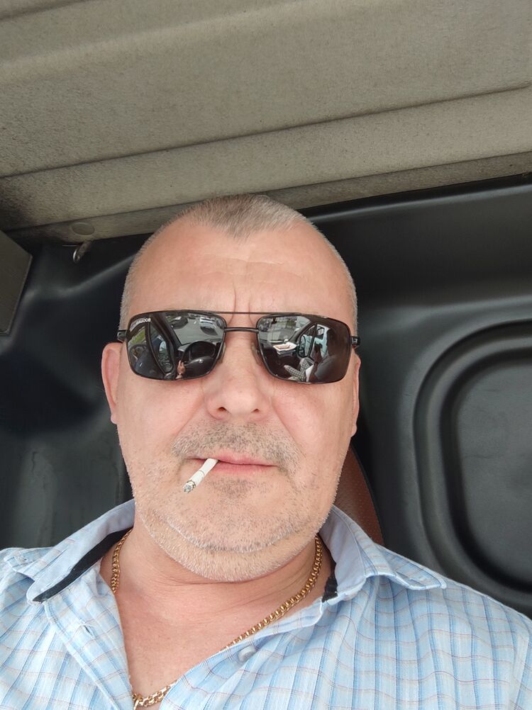  28288291  , 52 ,    