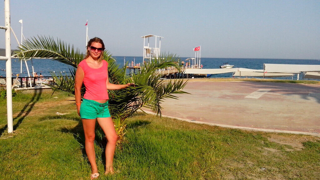  ,   Marina, 36 ,  