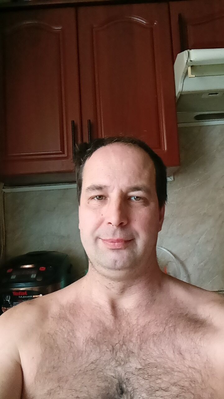  49664361  , 44 ,    