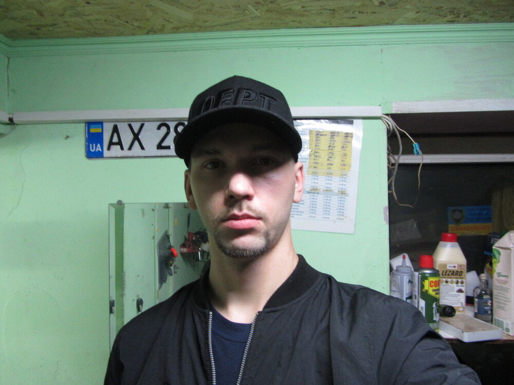 18674121  Andrey, 37 ,    