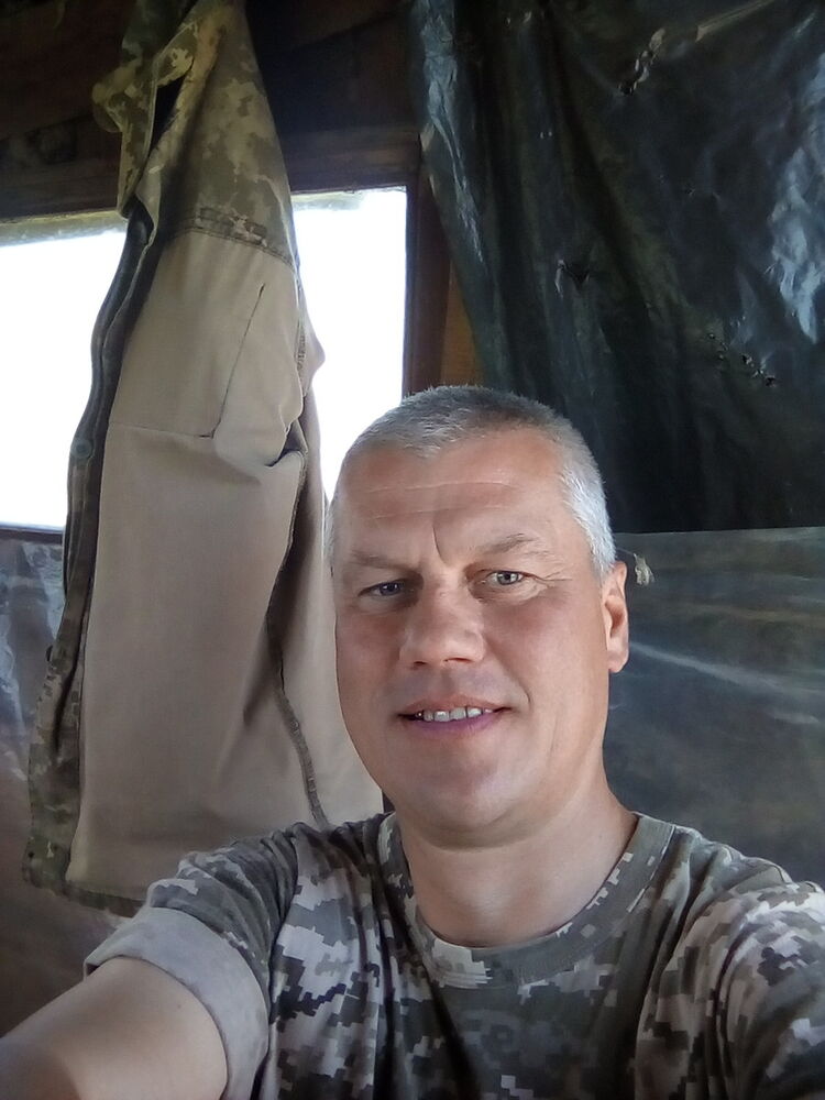  10108481  Ditrih, 53 ,    
