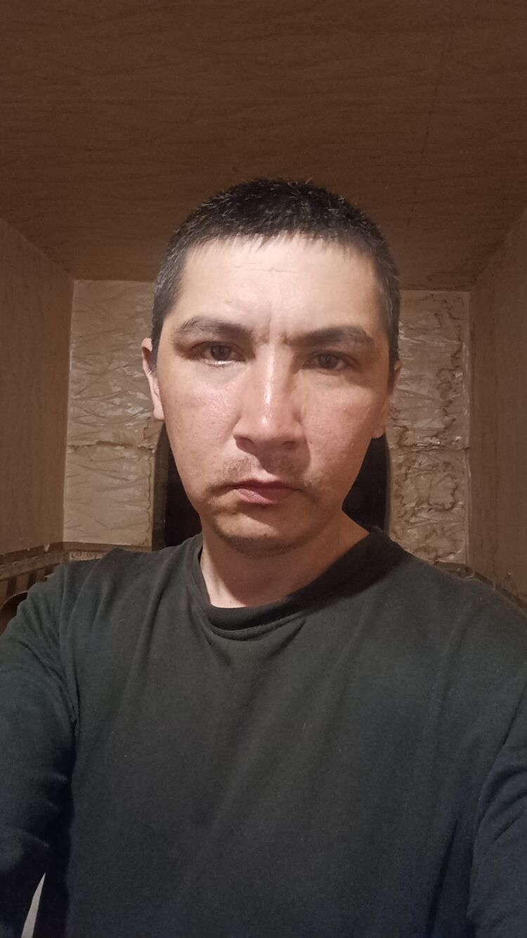  51688081  , 37 ,    -