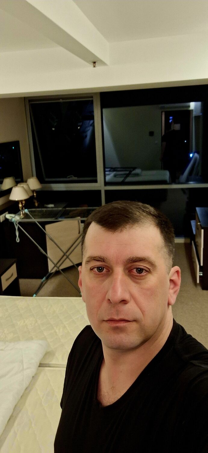  42511171  , 37 ,    