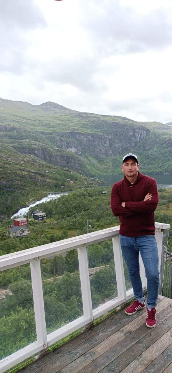 ���� 31205731 ������� �����, 33 ����, ���� ���������� � �������-�����