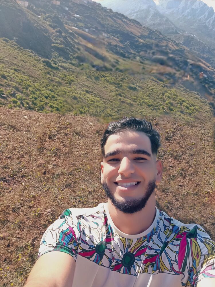  ,   Maka Vili, 26 ,   ,   