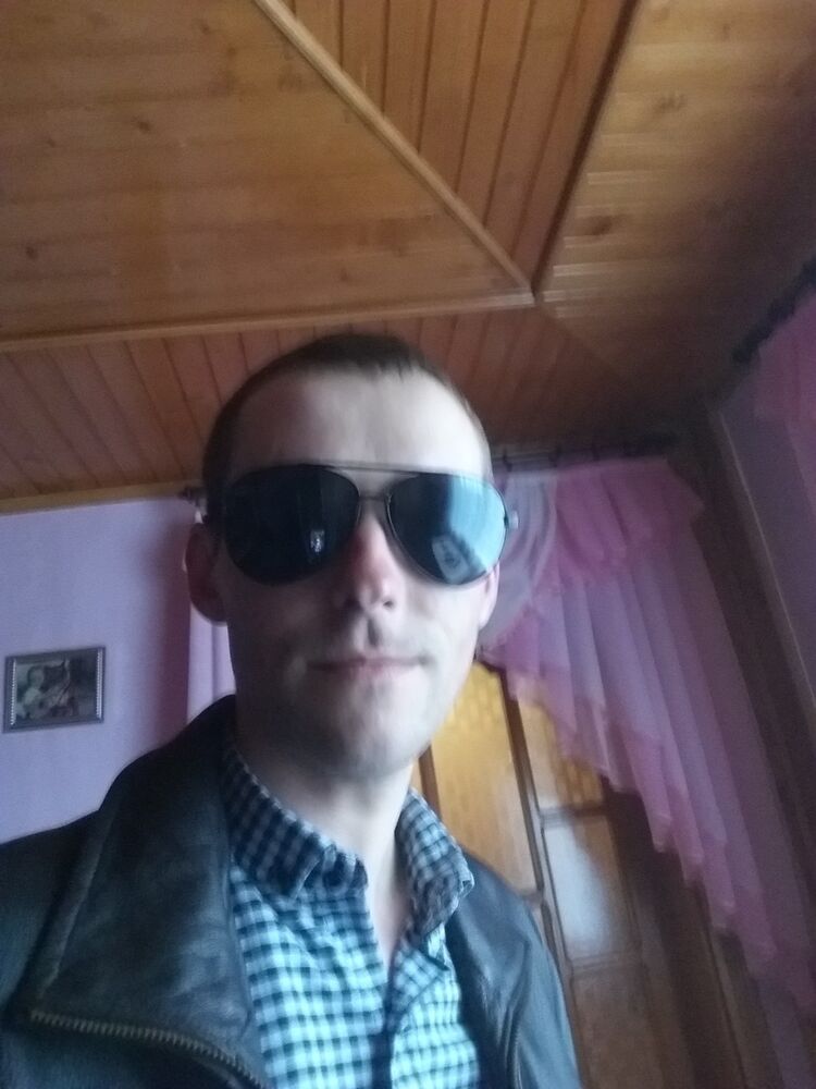  17937731  Igor, 37 ,    -