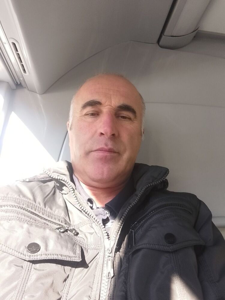  ,   Denis, 53 ,   ,   