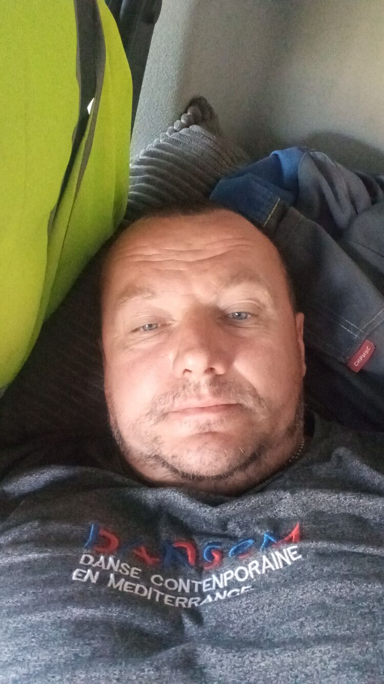  28835041  , 45 ,    