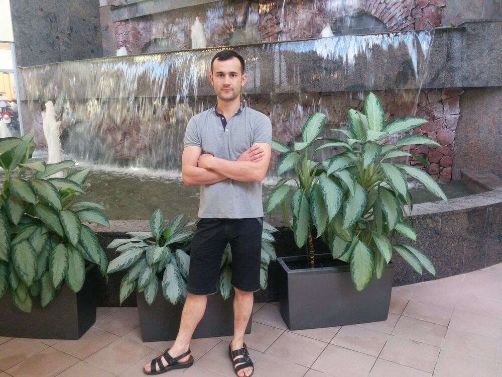  ,   Naim, 35 ,  