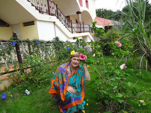  ,   Vera, 62 ,   