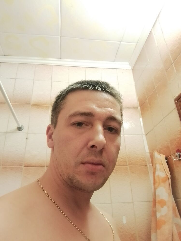  48855061  Anton, 34 ,    