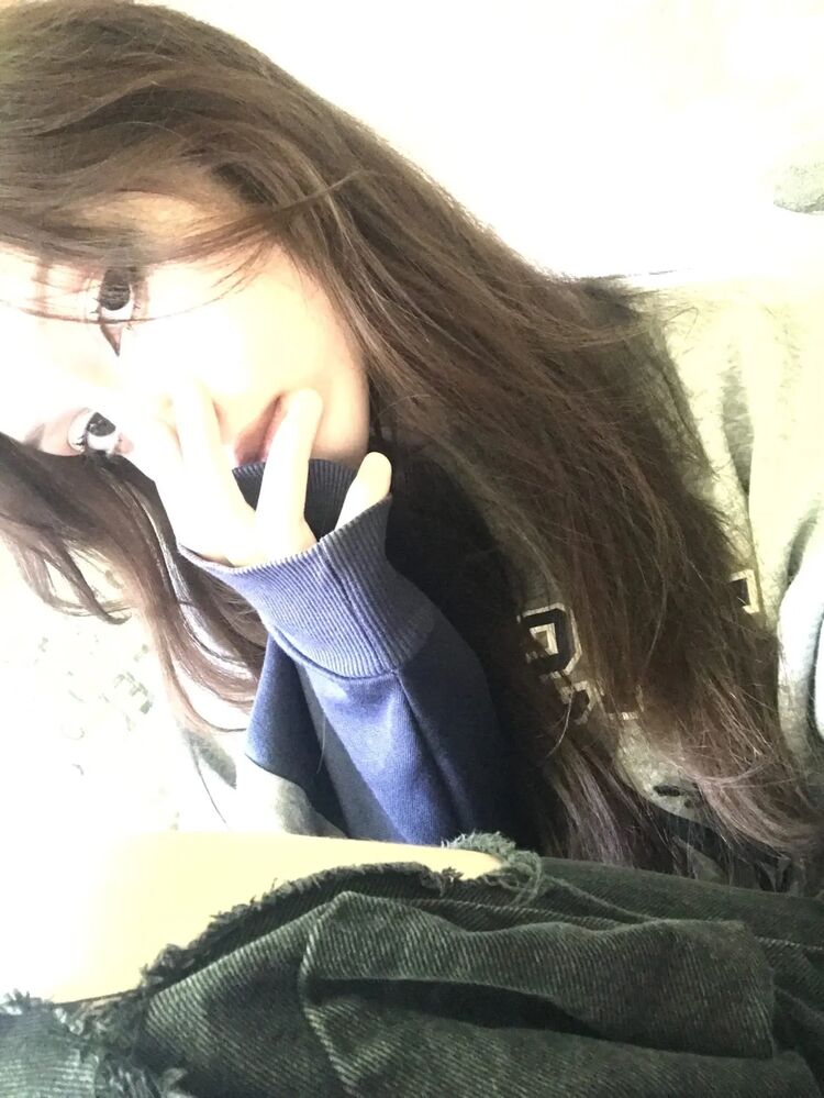  28067531  Sofi, 24 ,    