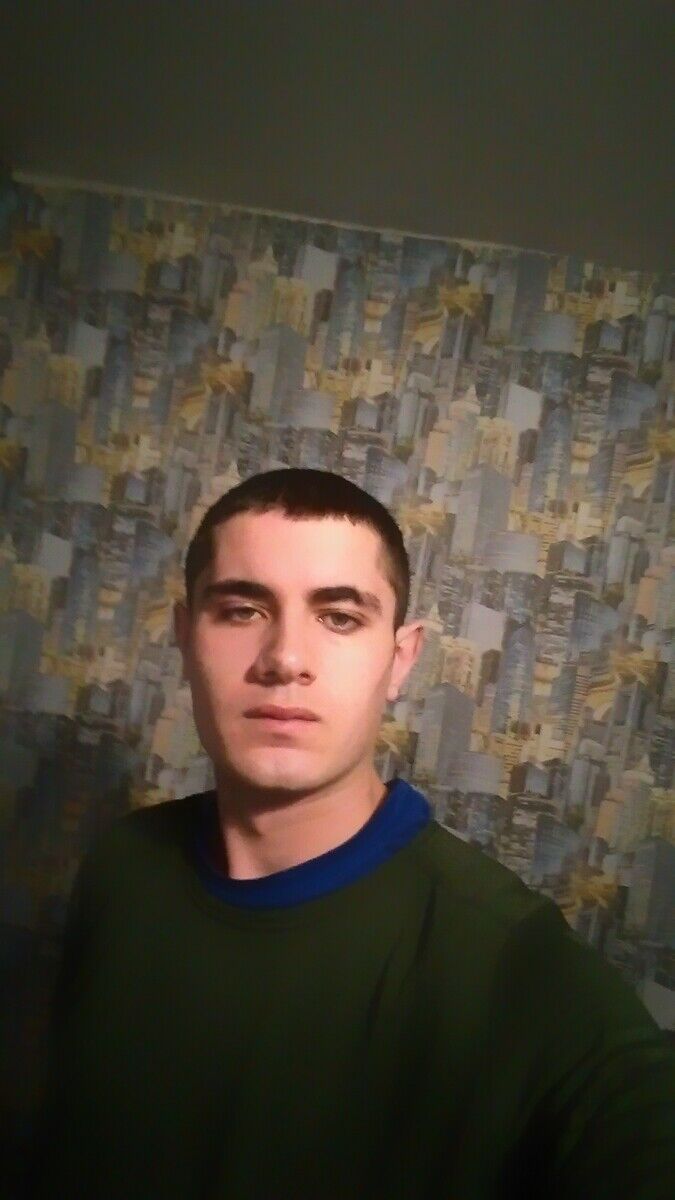  22128621  Sasha, 26 ,    