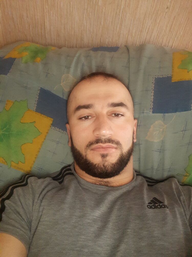  22123871  , 31 ,    