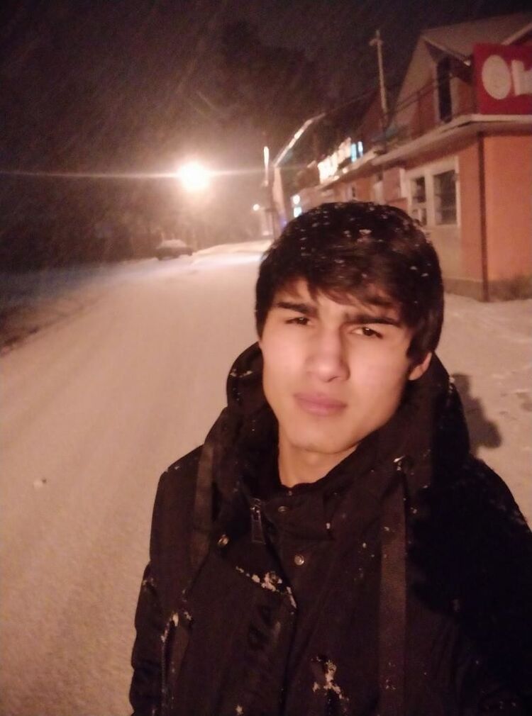  18935161  Maga, 25 ,    