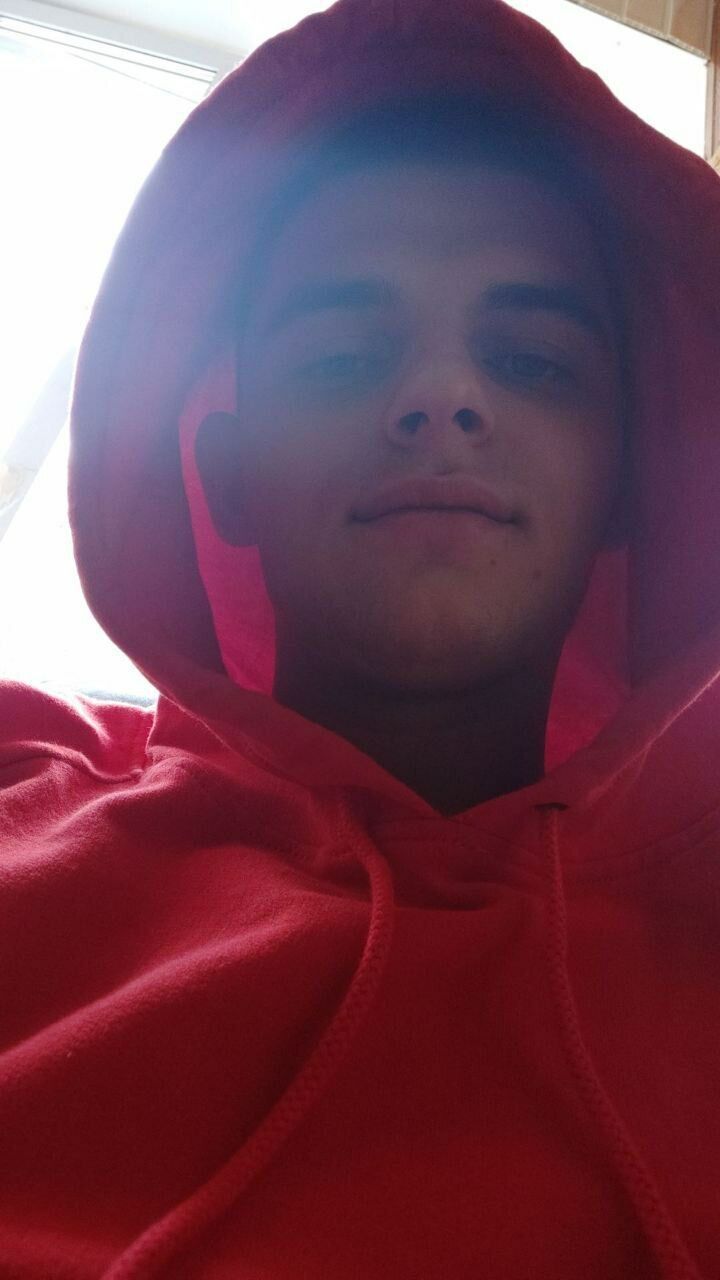  35242681  , 25 ,    