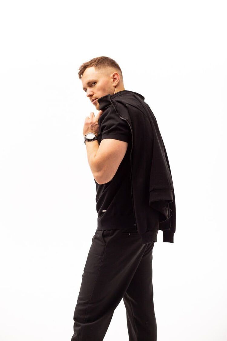  54402301  Casdada, 34 ,    