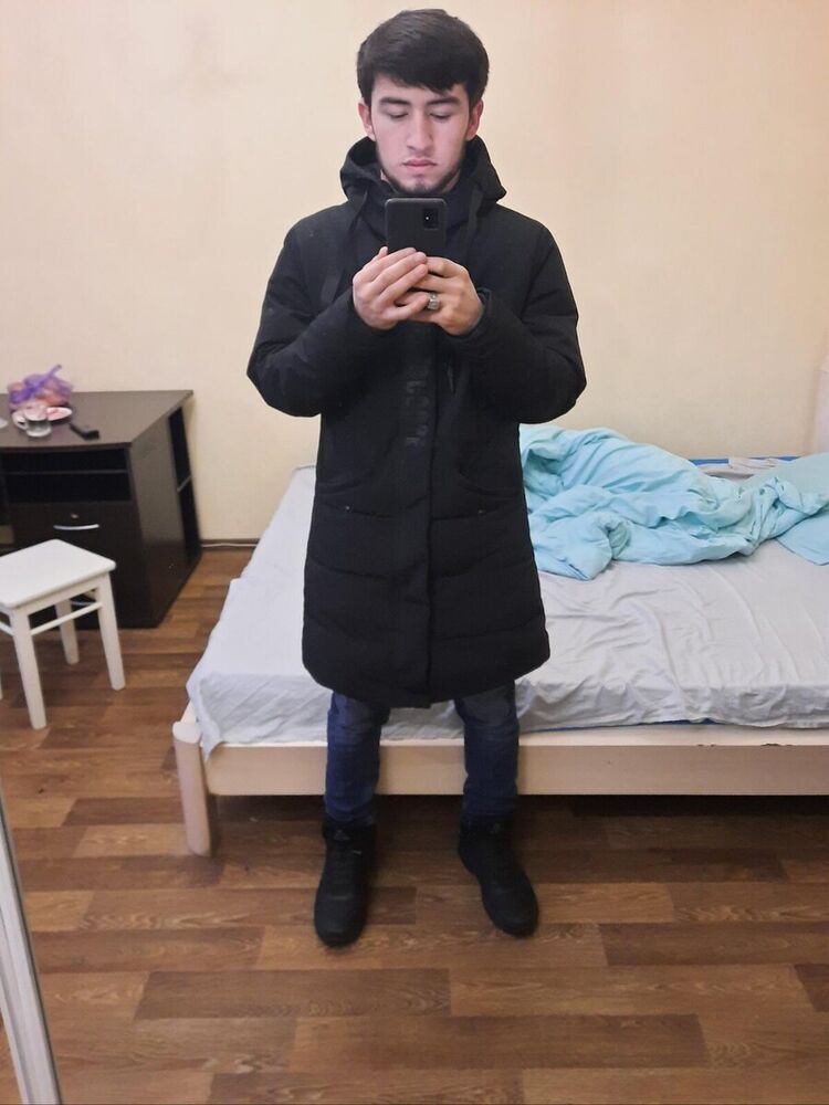 22390981  Dilovar, 27 ,    