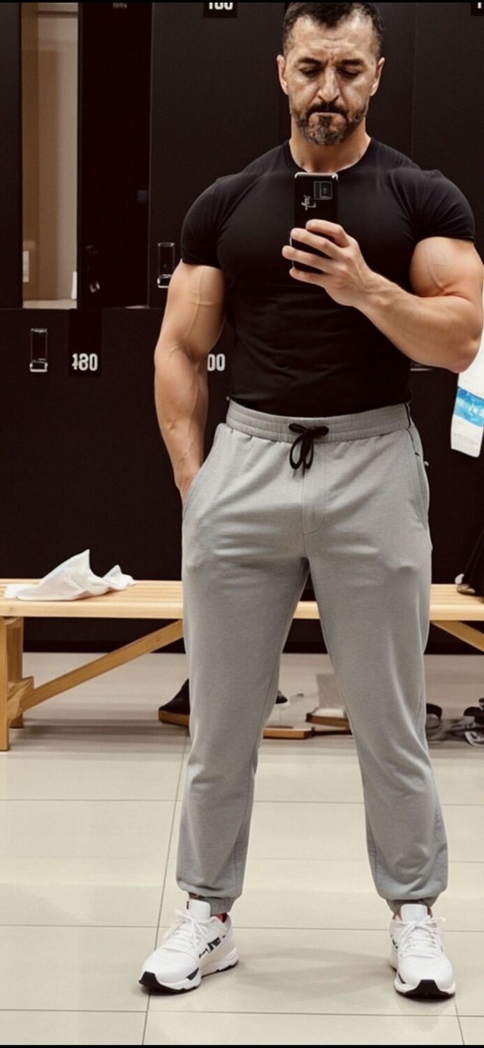  53357011  Ultra, 43 ,    